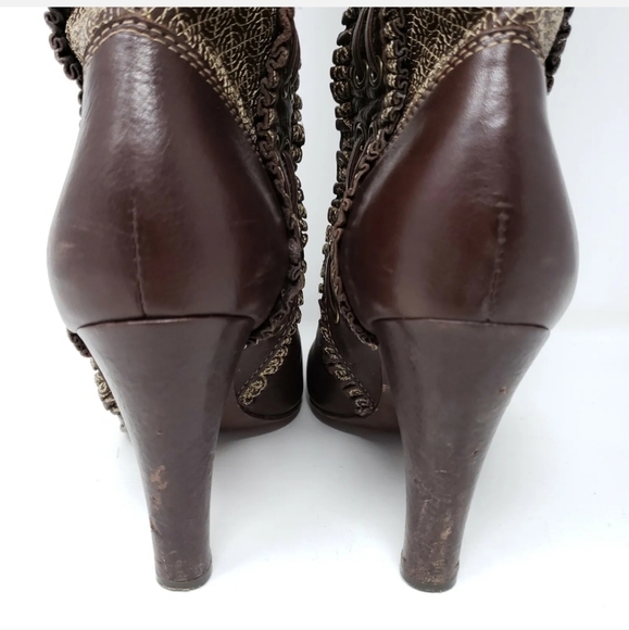 Frye Ava Embroidered Boots size 9 - Picture 7 of 11